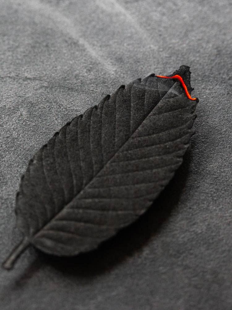 HA KO Paper Incense - Black No. 03 Sleep, Set of 6