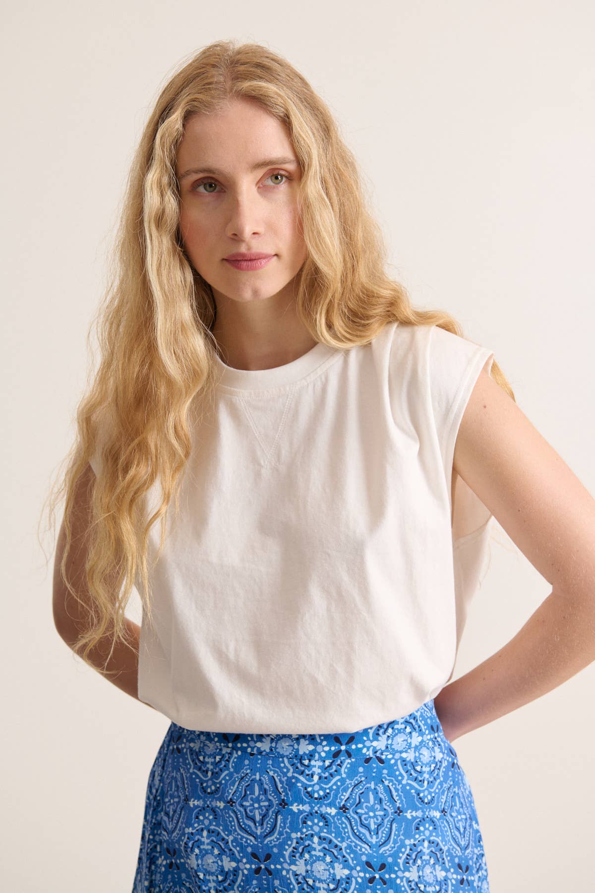Sleeveless T-shirt - VIVI