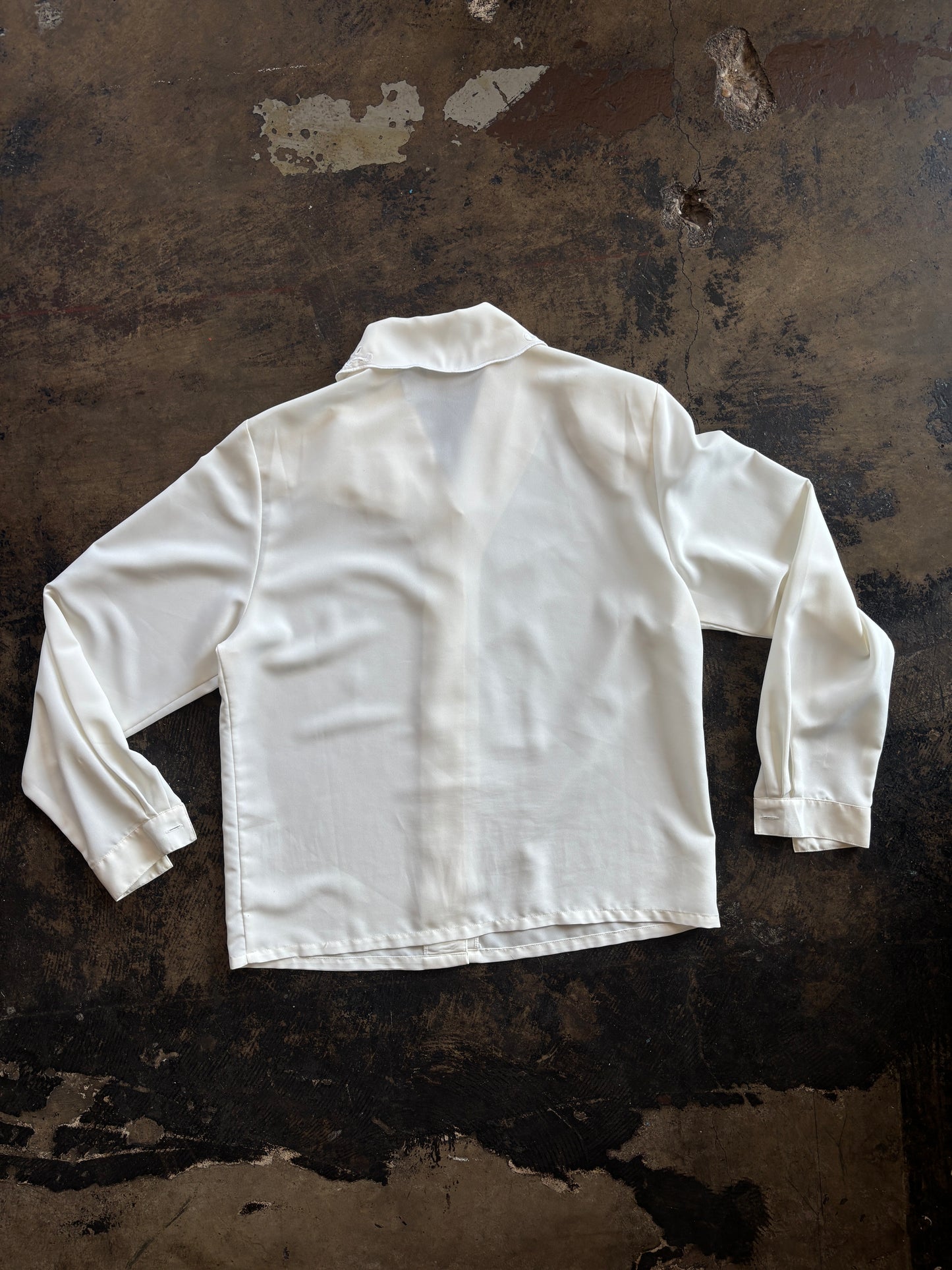 Floral Embroidered Collar Blouse
