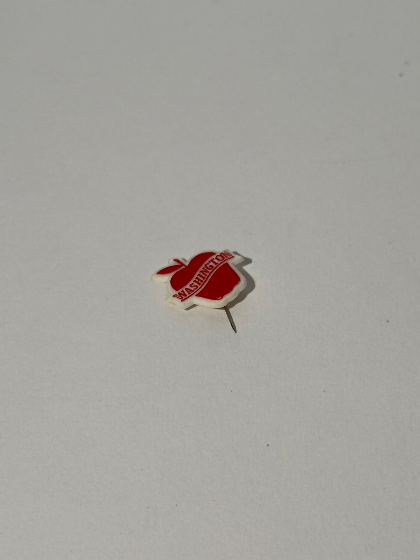 Washington Apple Straight Pin