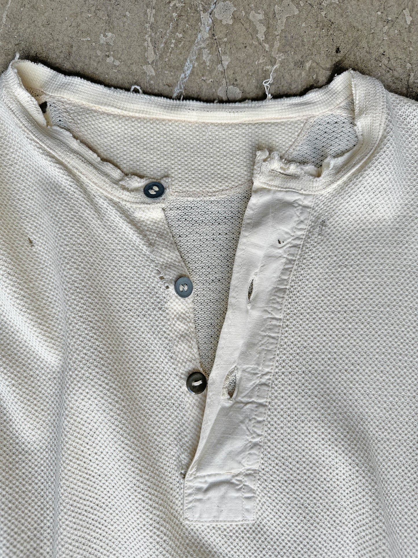 Thrashed Henley Thermal