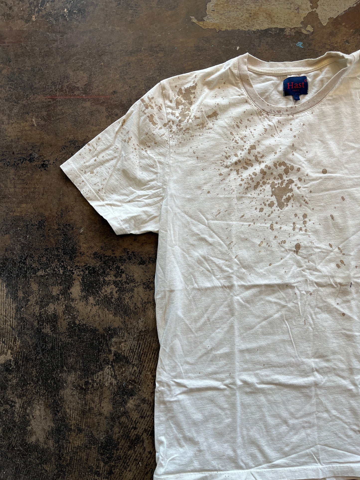 Oil Stained Hast Paris White Tee