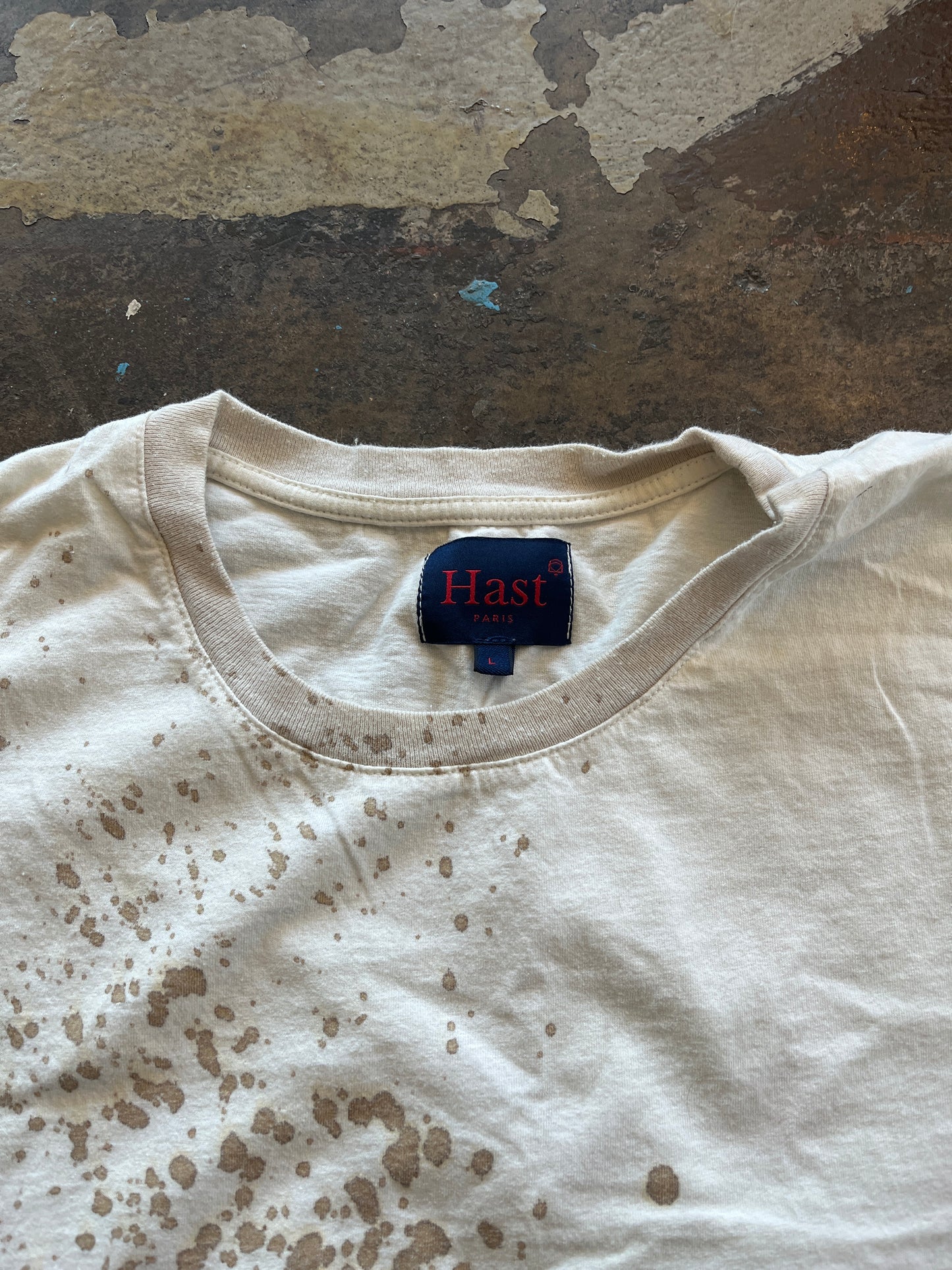 Oil Stained Hast Paris White Tee