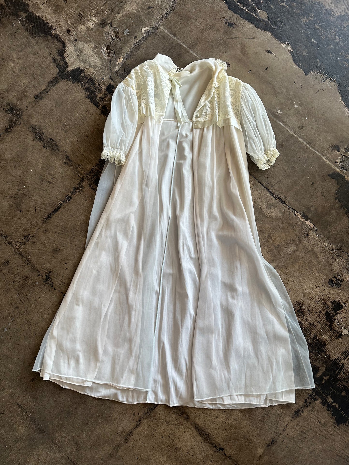 White Lace Trim Nightie Set