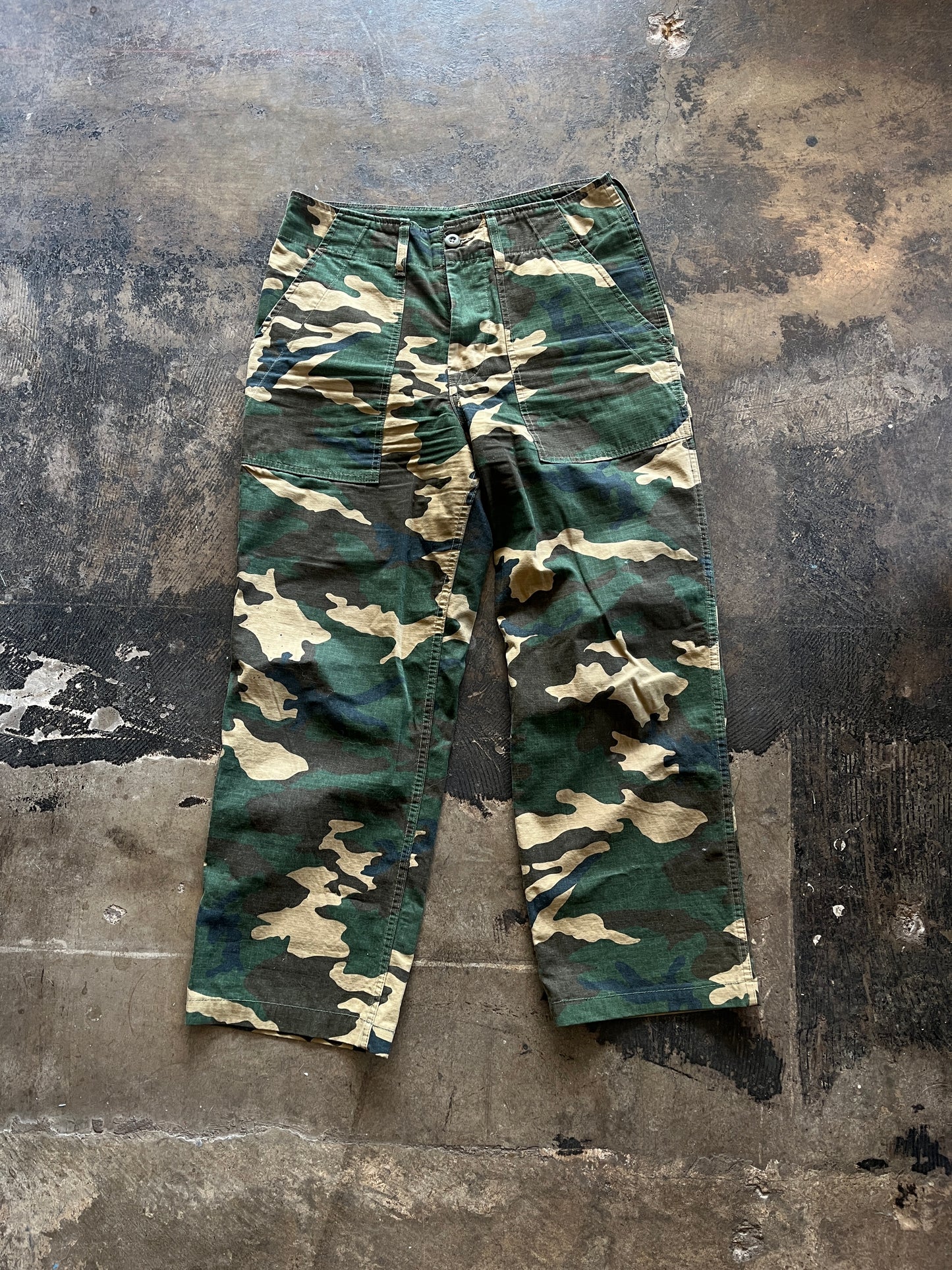 Imogene + Willie Camo Cargo
