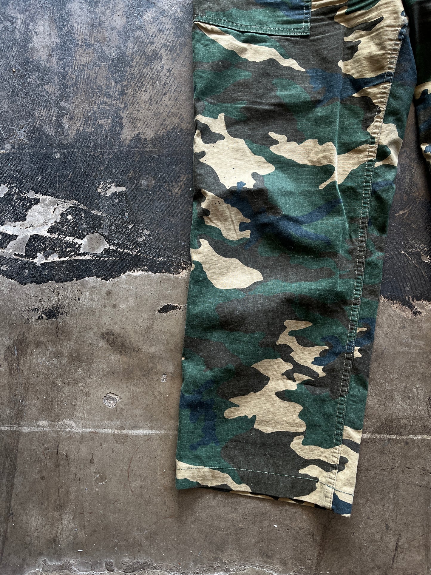 Imogene + Willie Camo Cargo