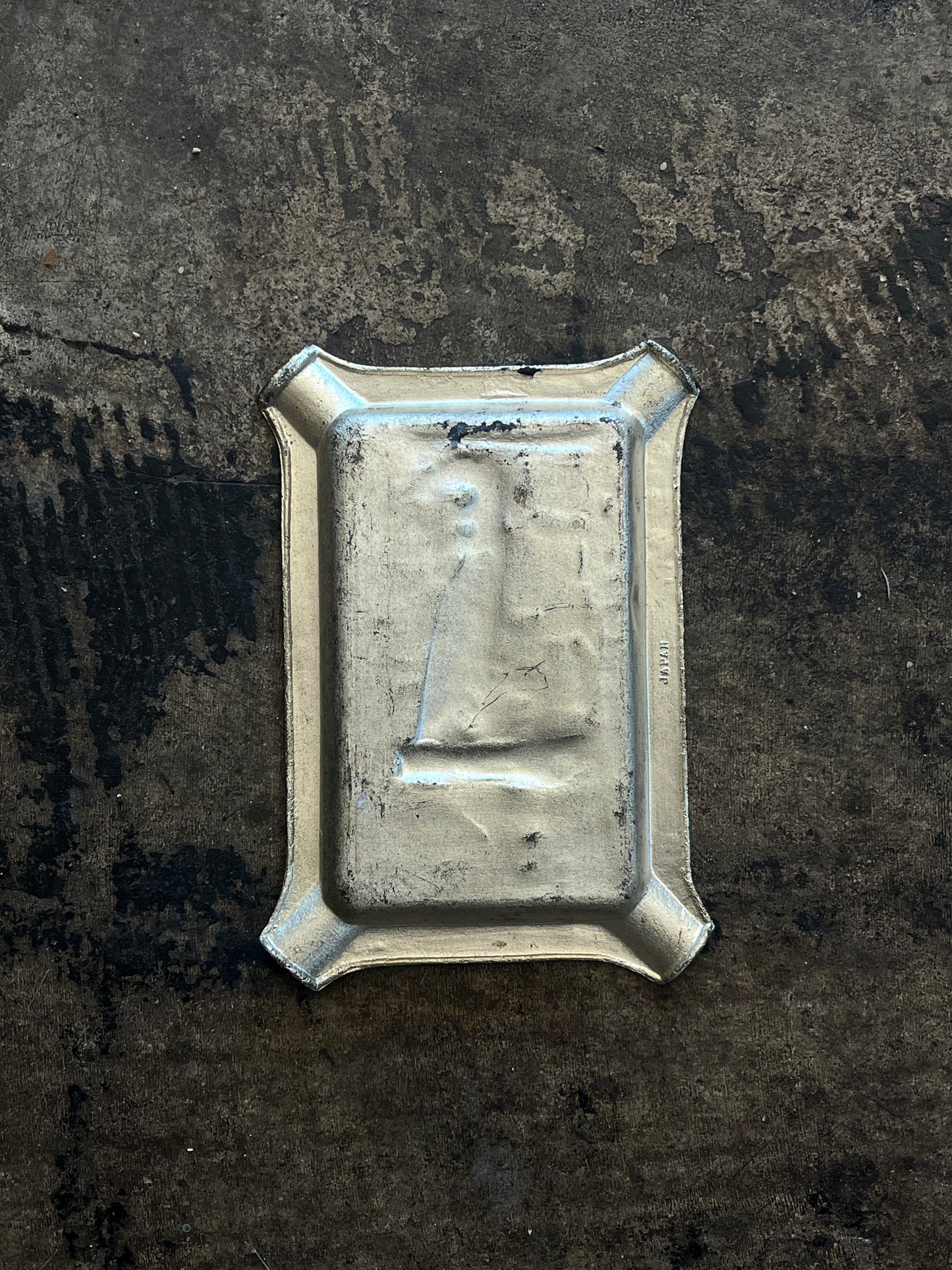 Tin Ozarks Old Matts Cabin Ashtray