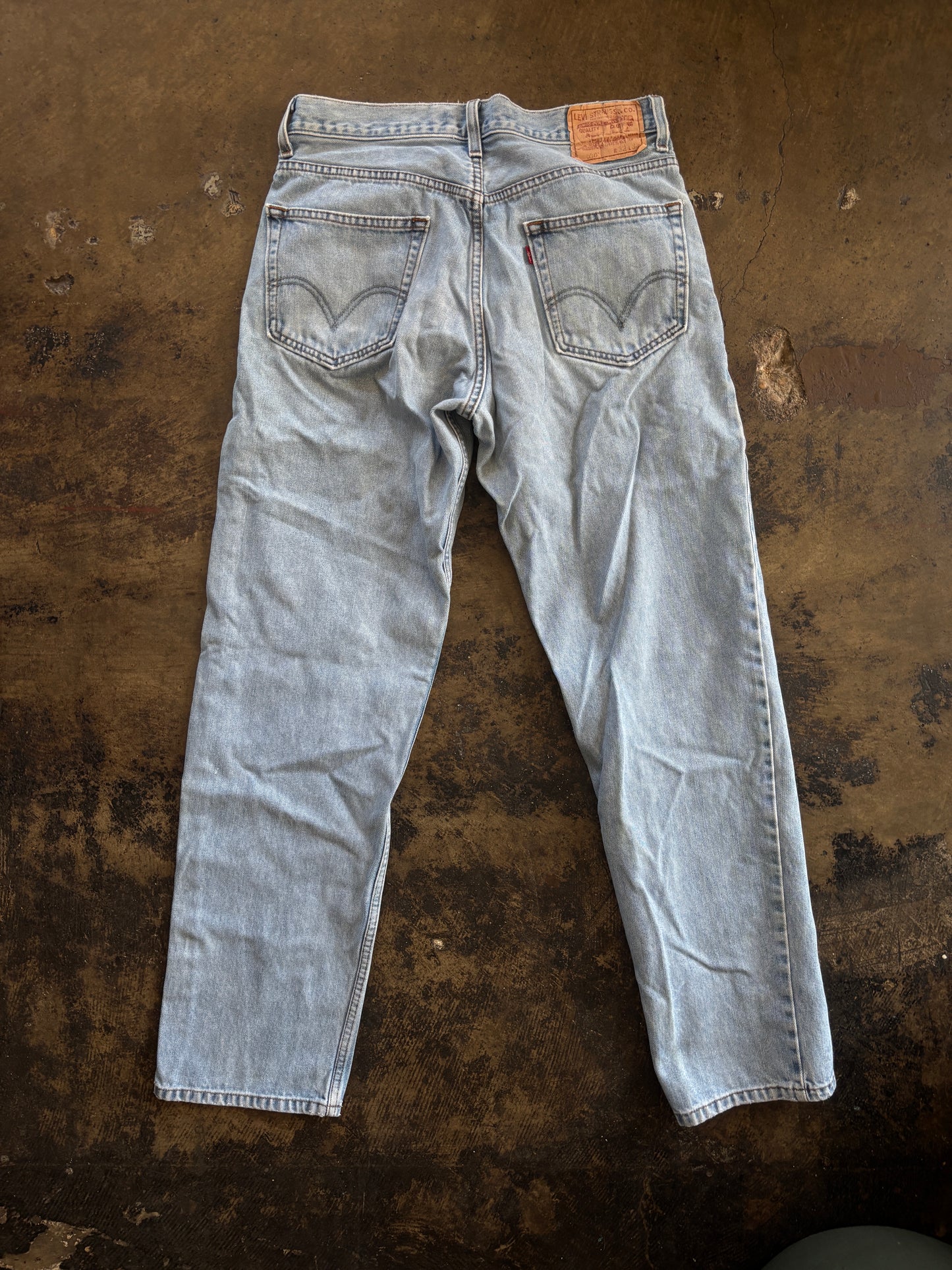 Levi Light Wash 550