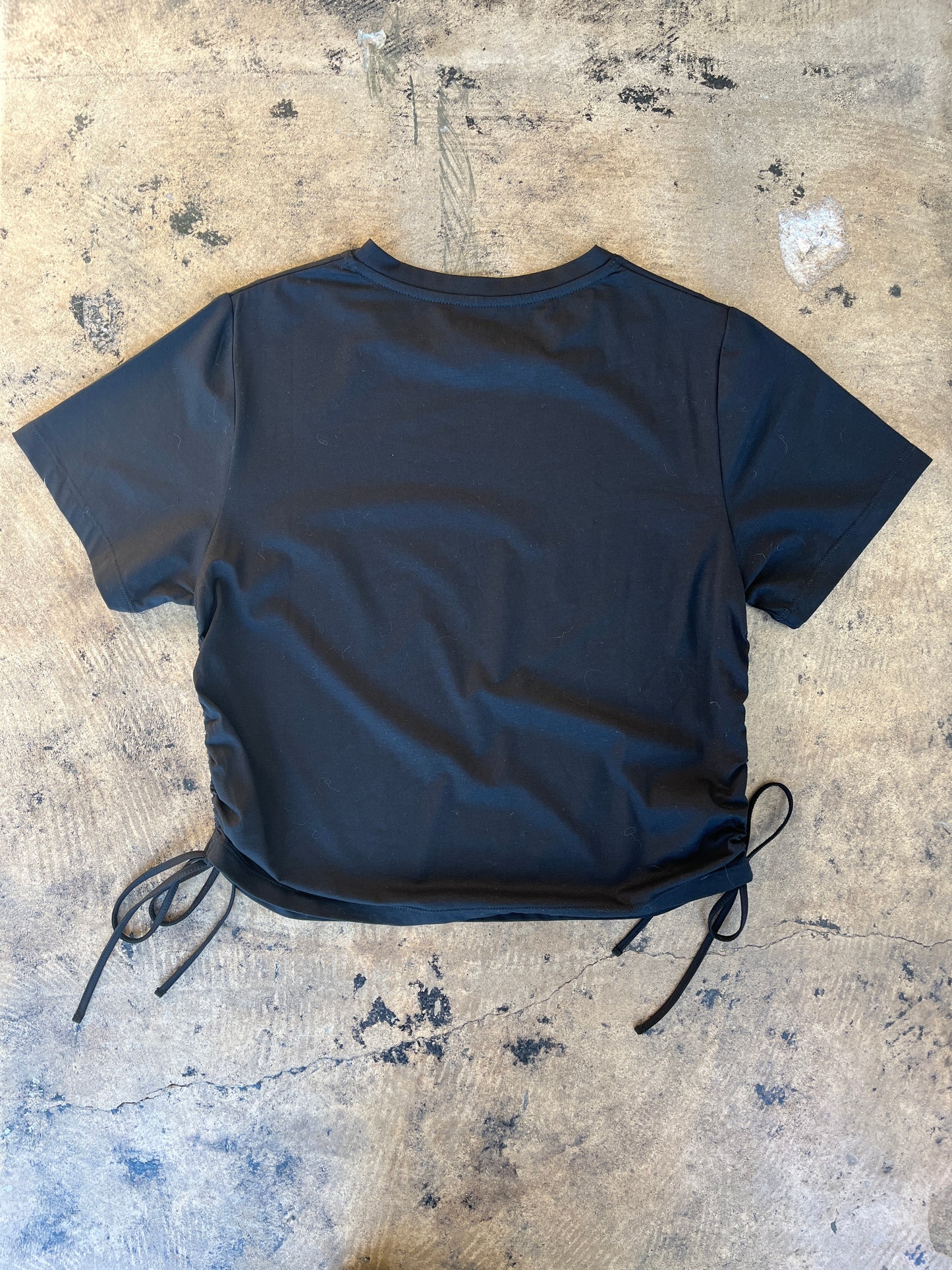 TWIN Black Side Cinch Tee