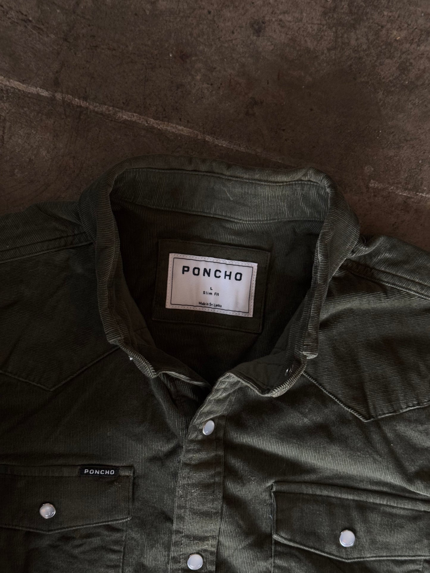 Poncho Corduroy Olive Green Pearl Snap