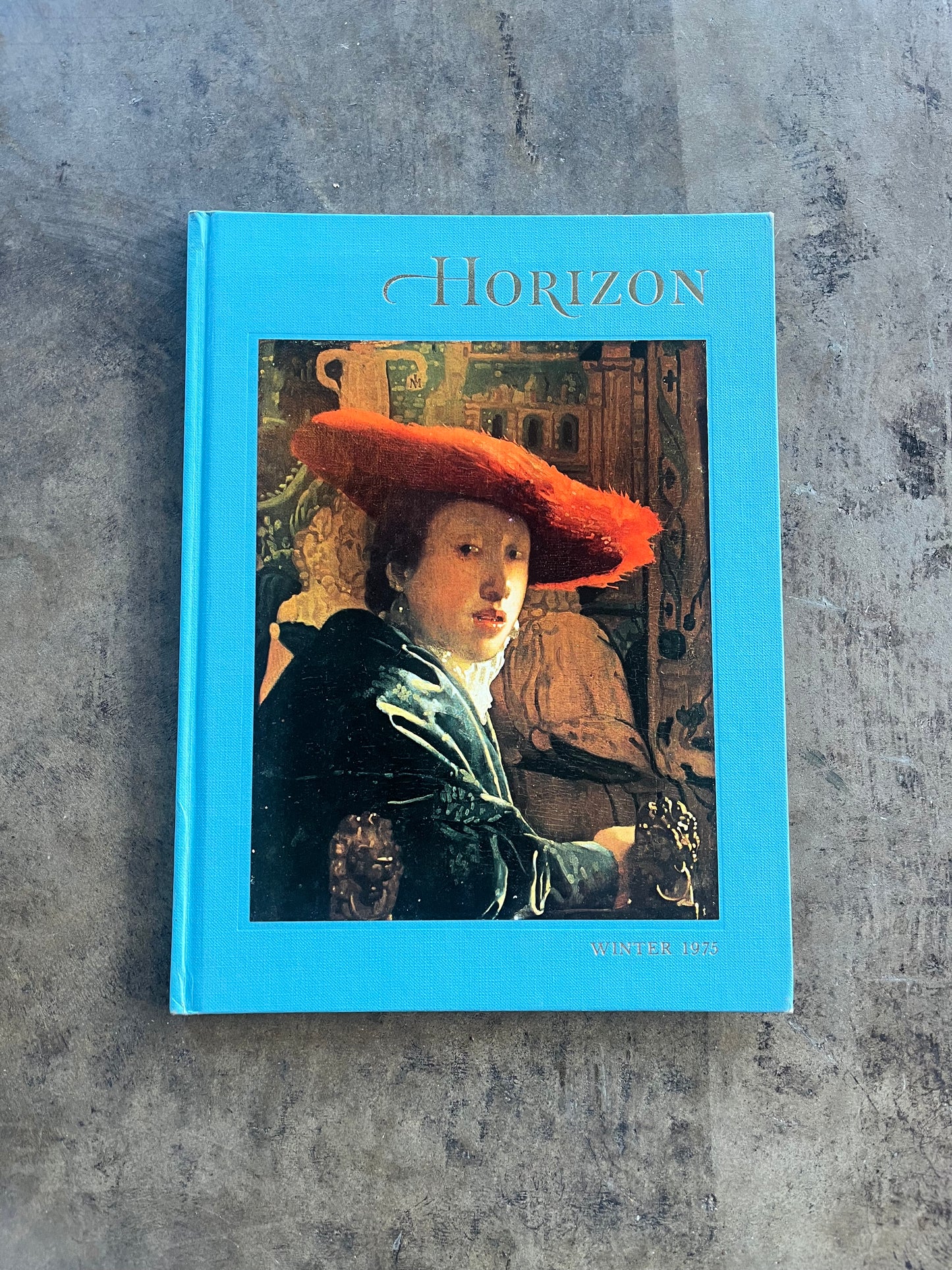 "Horizon" Winter Cover Book