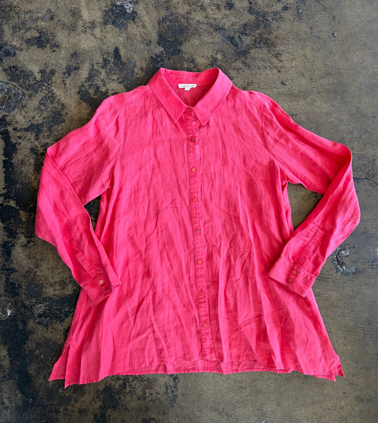 Clothing at hēy konēko Dallas: Faded Red Button Up