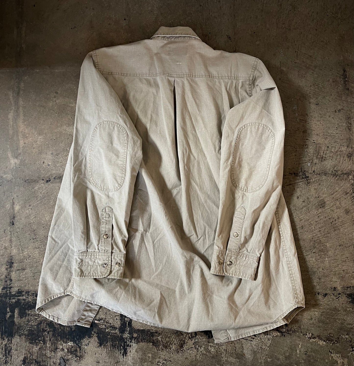 Khaki Mountain Tek Button Up