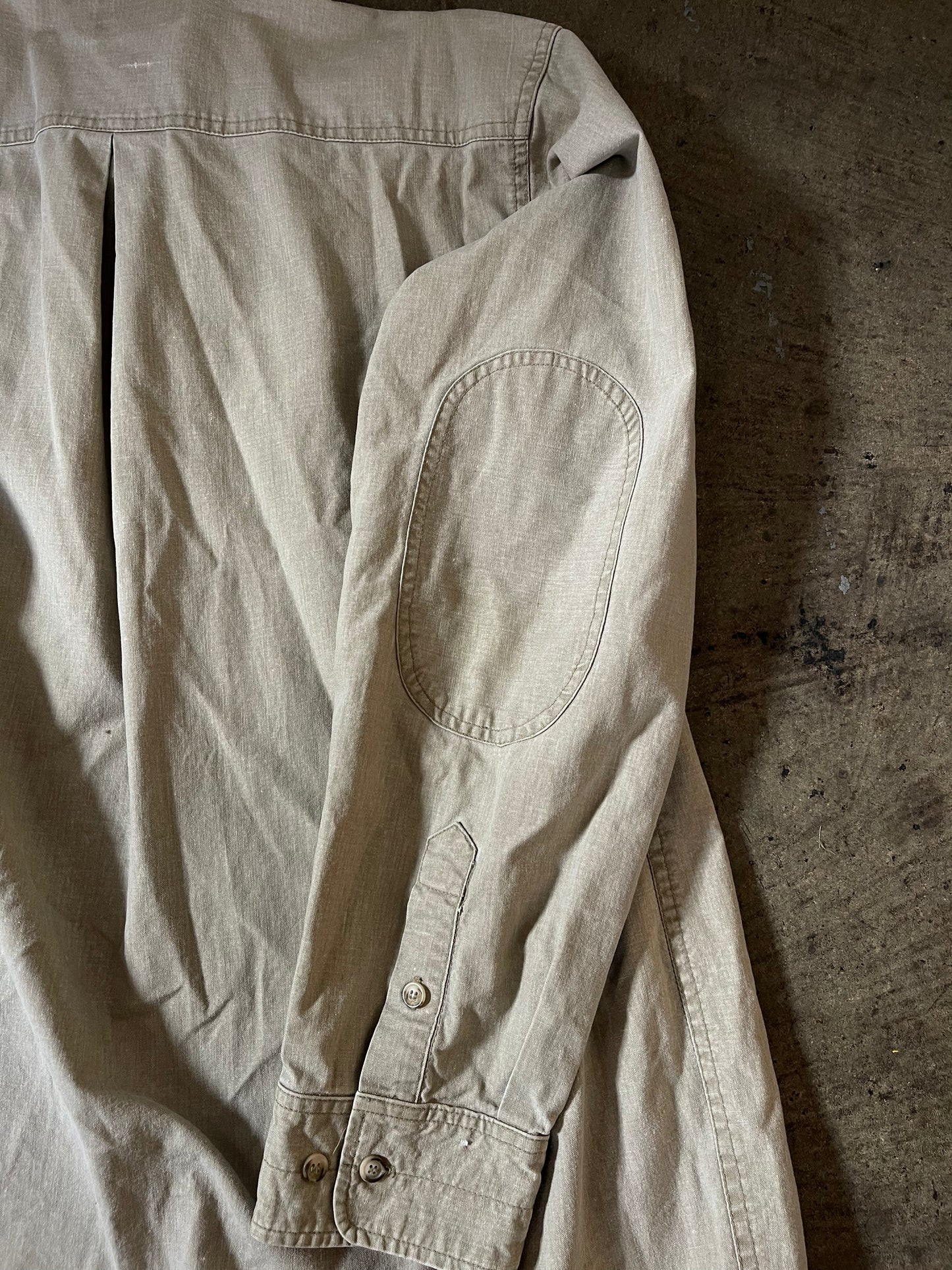 Khaki Mountain Tek Button Up