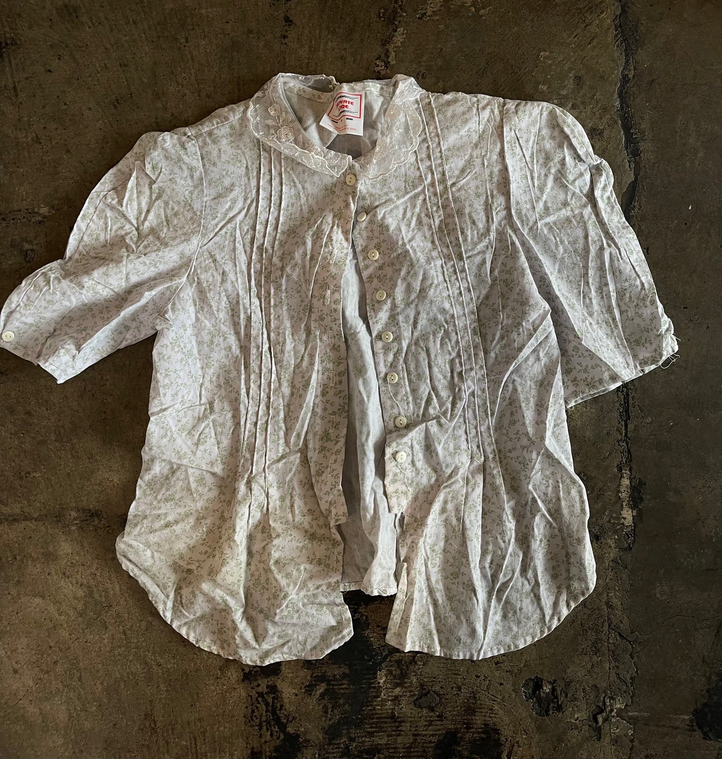 Lace Trim Green Floral Blouse
