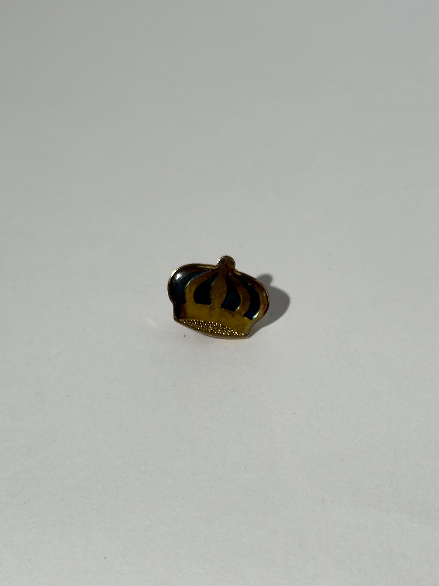 Emerald Green Crown Pin