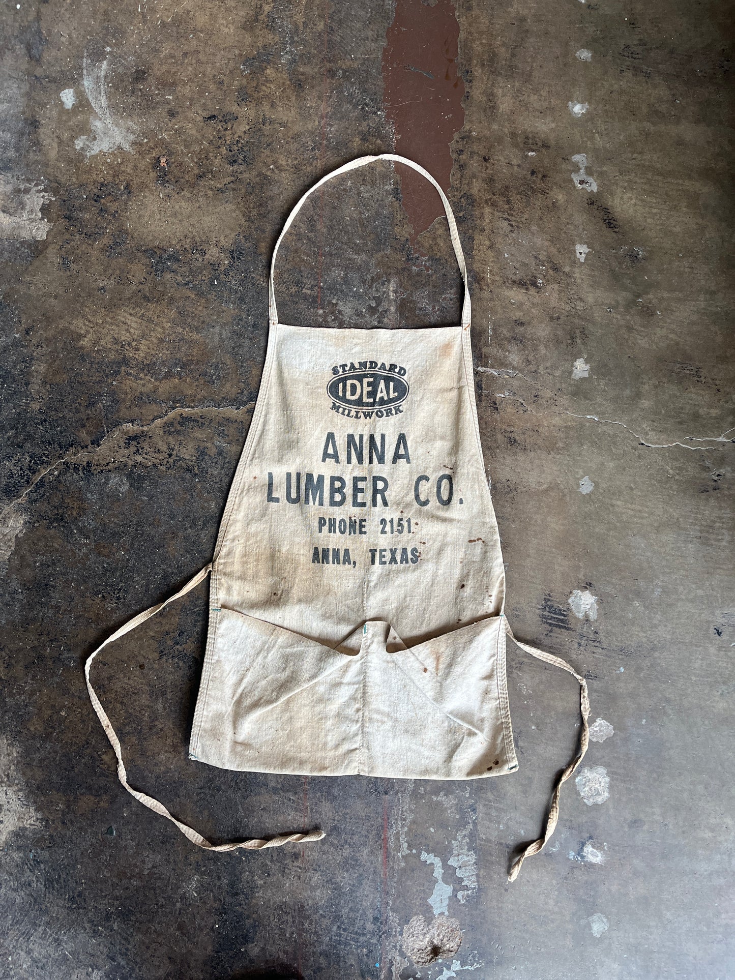 Anna Lumber Co. Apron