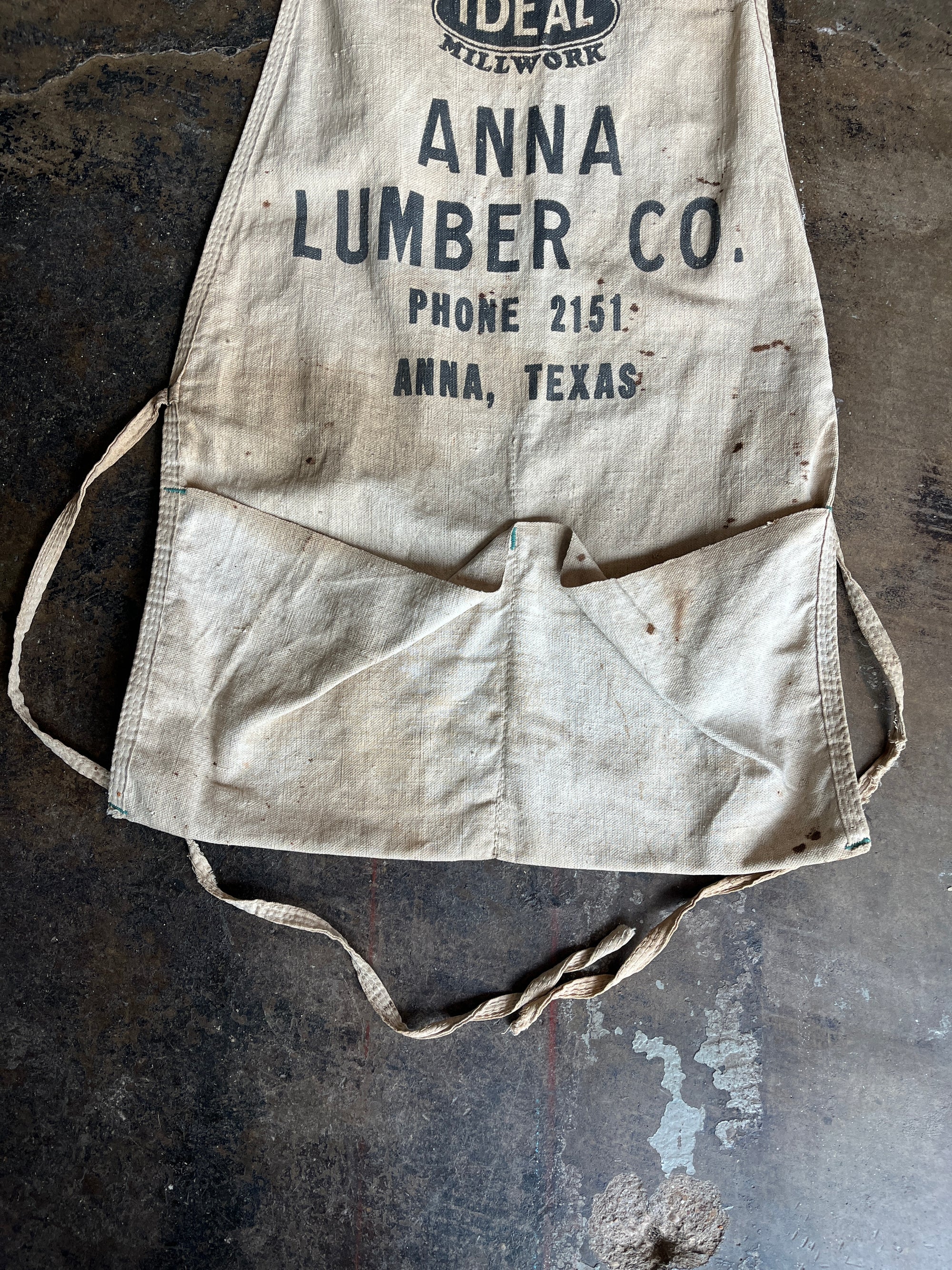 Anna Lumber Co. Apron
