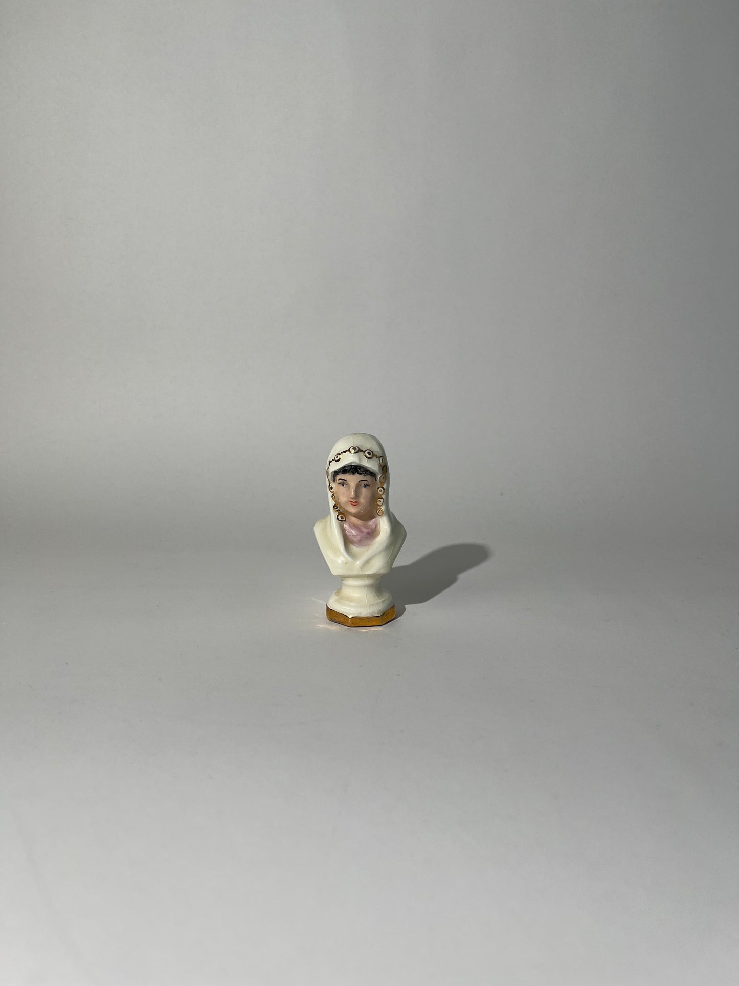 Gold Trim Lady Bust