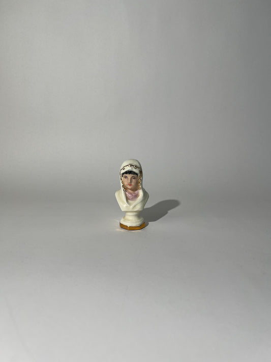 Gold Trim Lady Bust