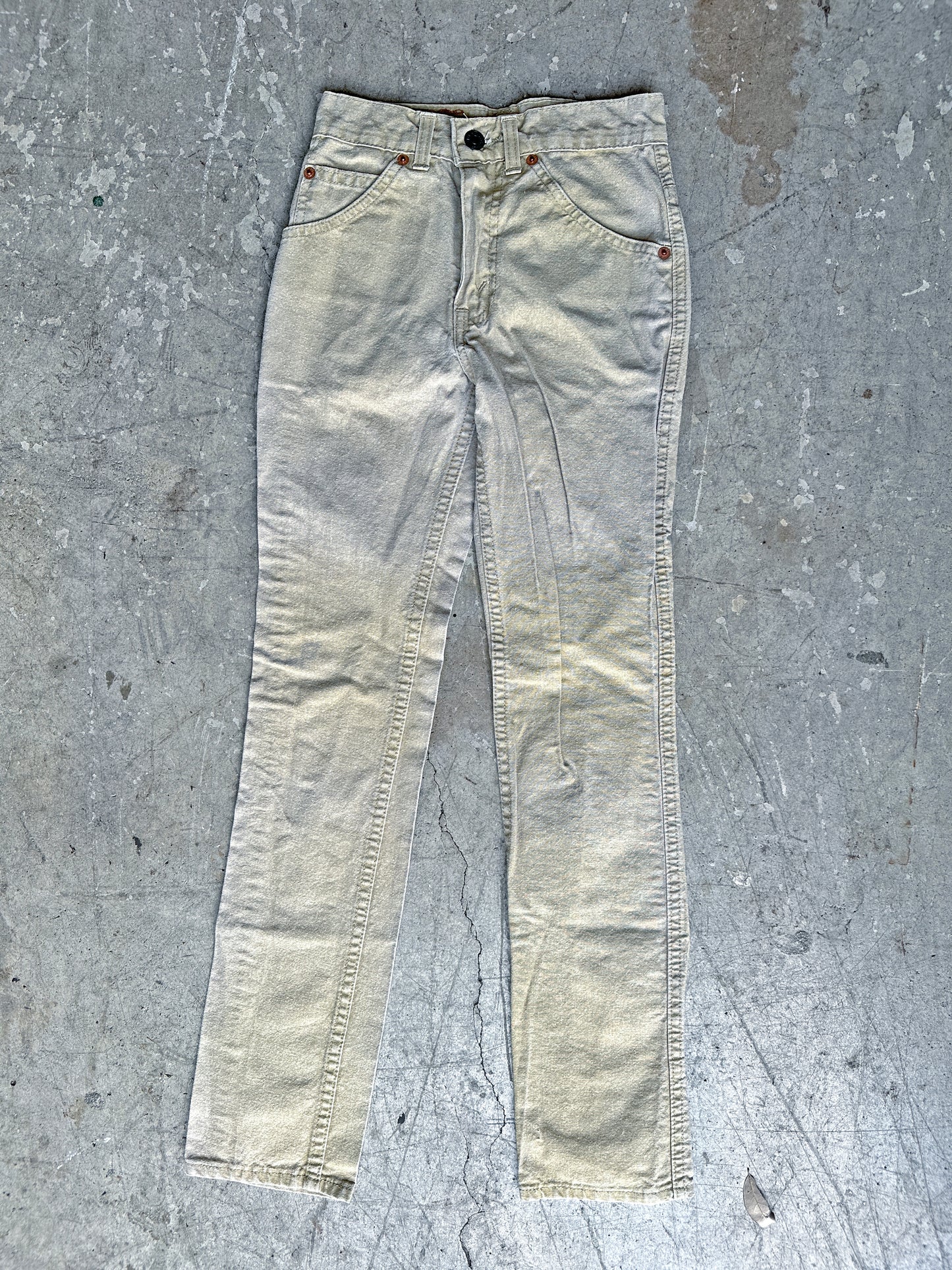 Youth Tan Levi's 2