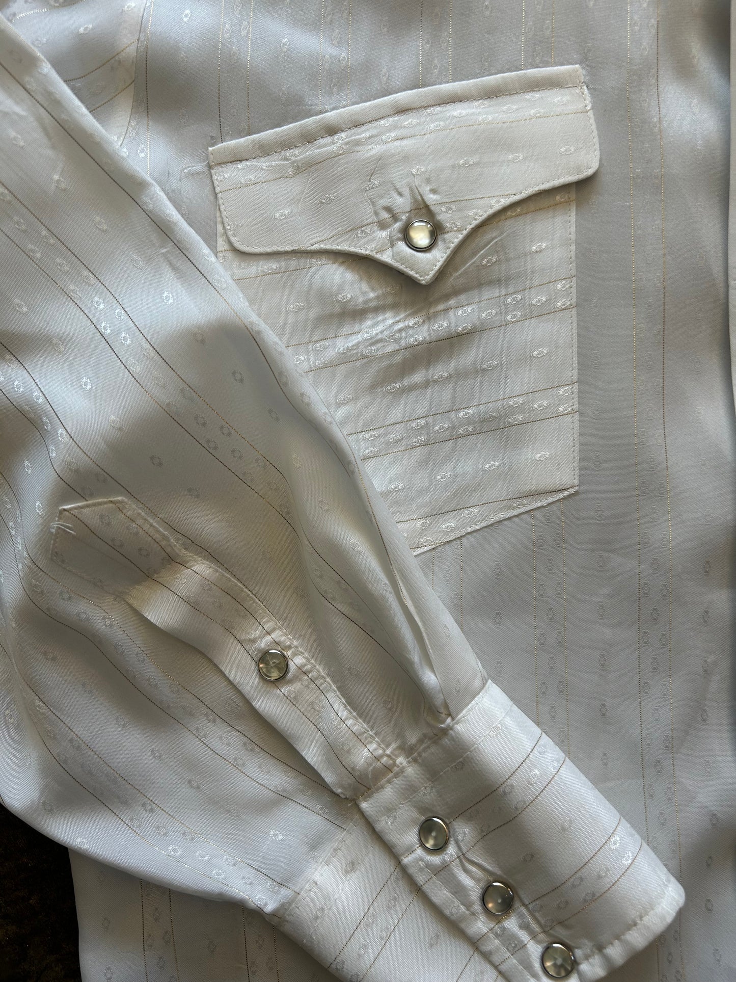 Panhandle Slim Cream + Gold Stripe Pearlsnap Shirt