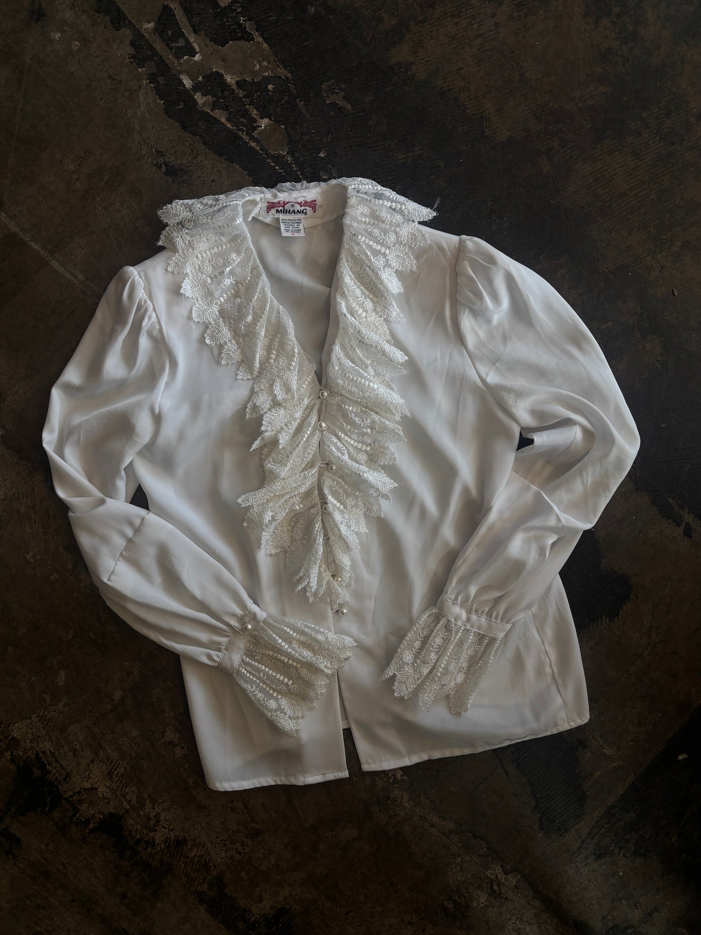 Minang White Lace Detail Blouse