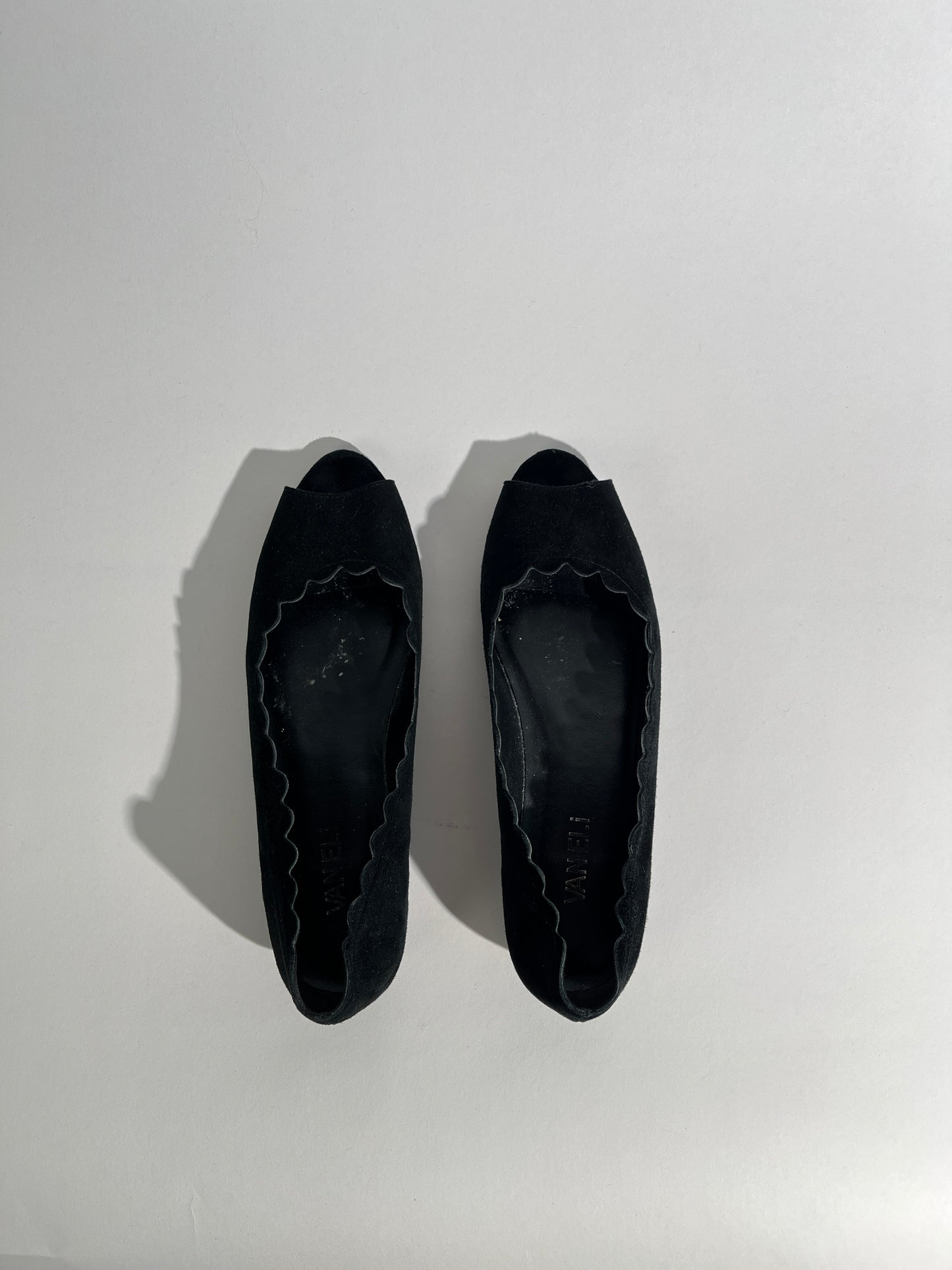 Vaneli Black Scallop Trim Peep Toe Shoes