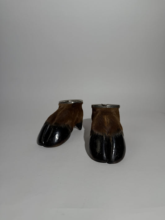 Hoof Ashtray Set