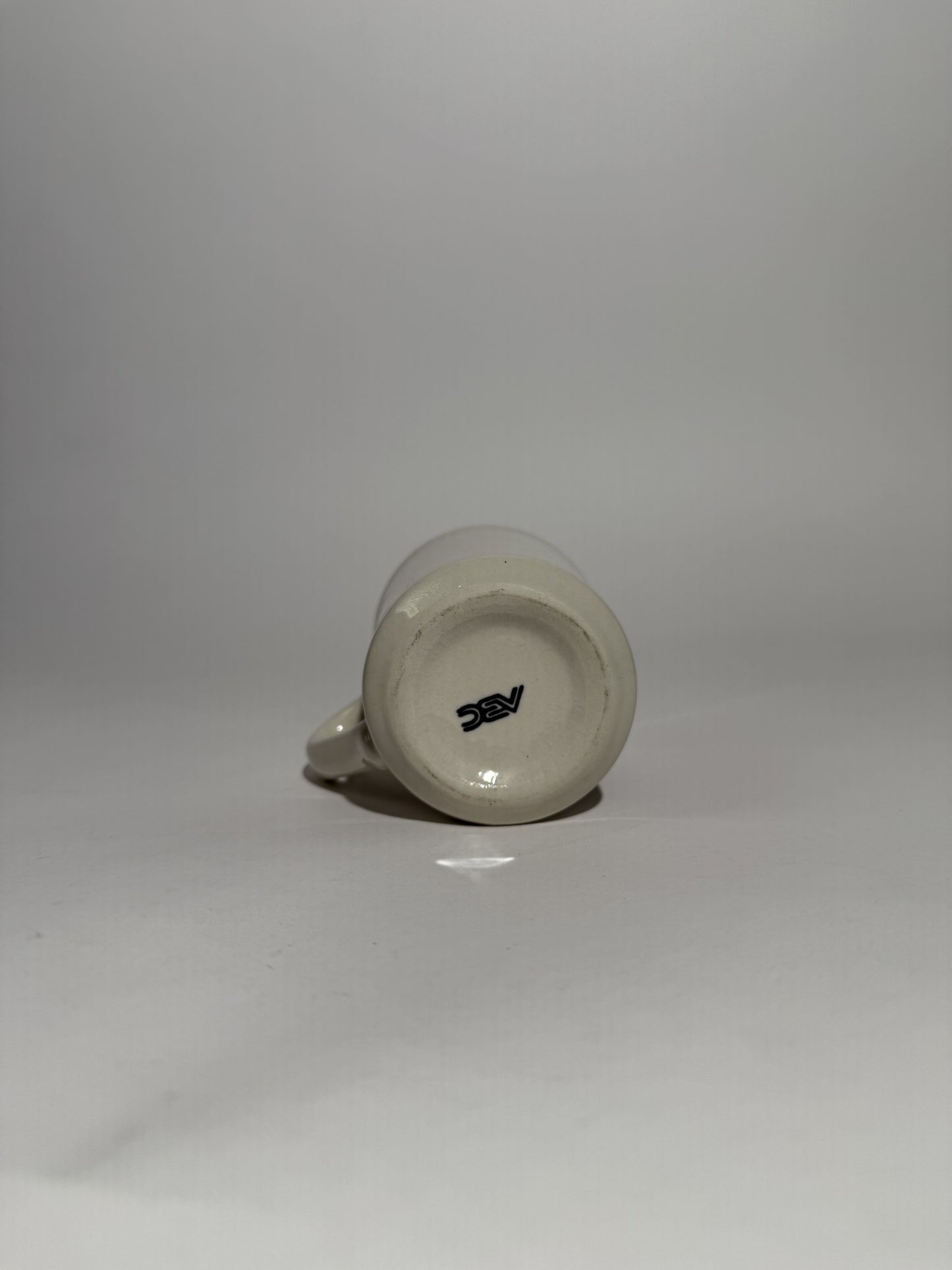 Oak Table Cafe Ceramic Mug