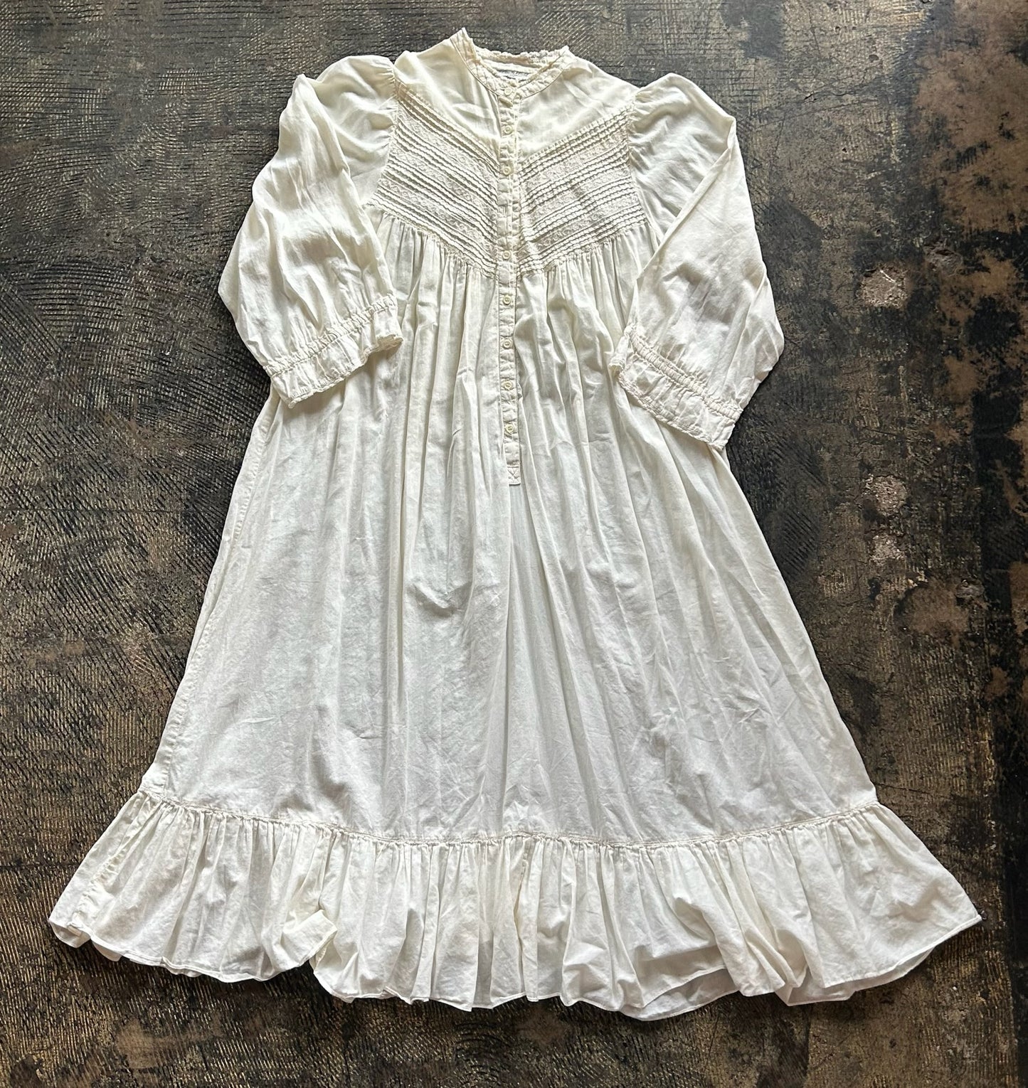 White 3/4 Sleeve Nightgown