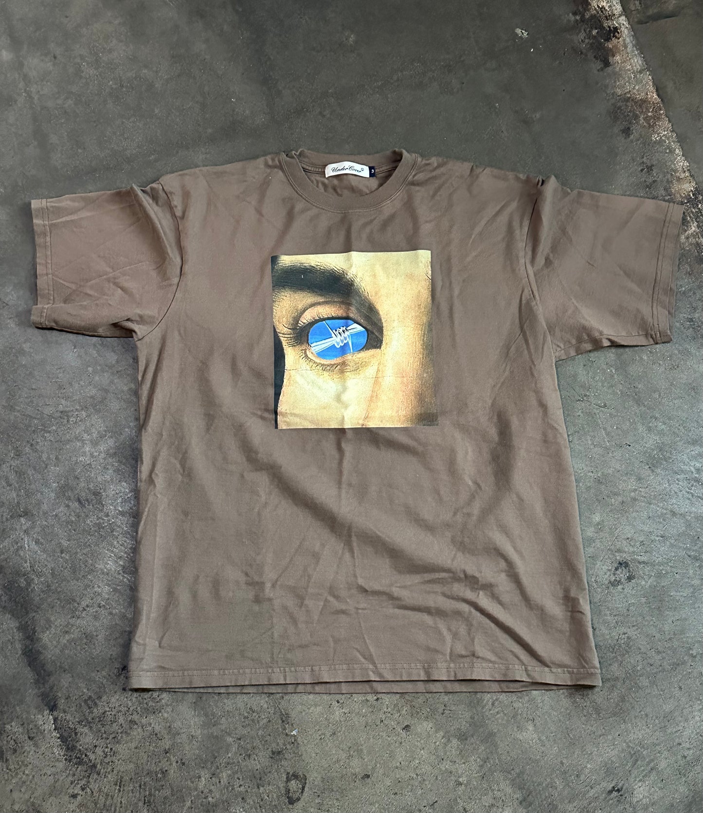 Brown Bar Wire Eye Tee
