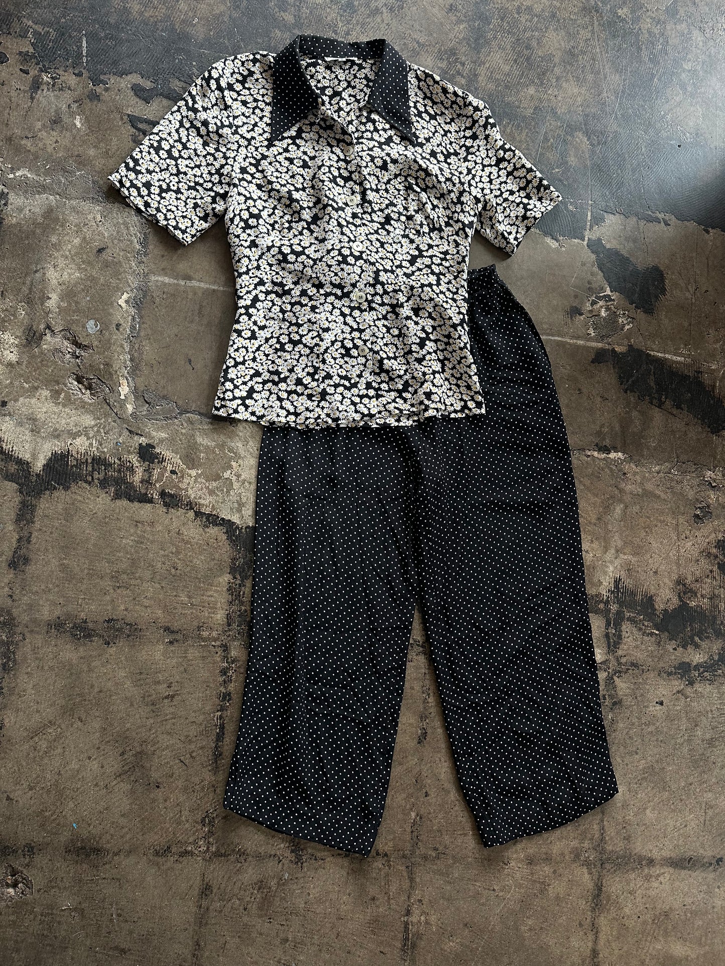Short Sleeve Daisy + Polkadot Print Button Up Set