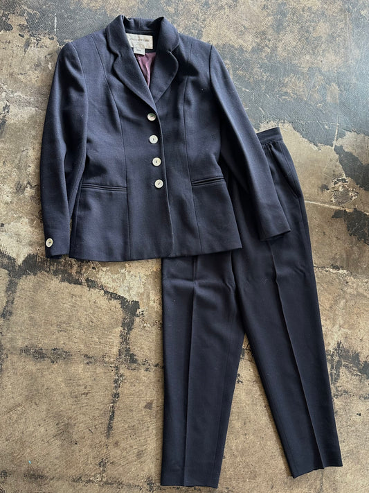 Navy Jones New York Womens Suit