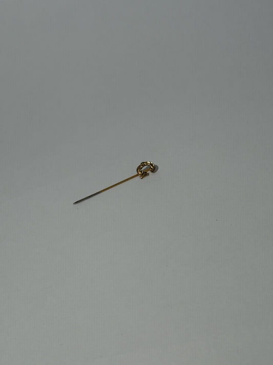 Gold "G" Straight Pin
