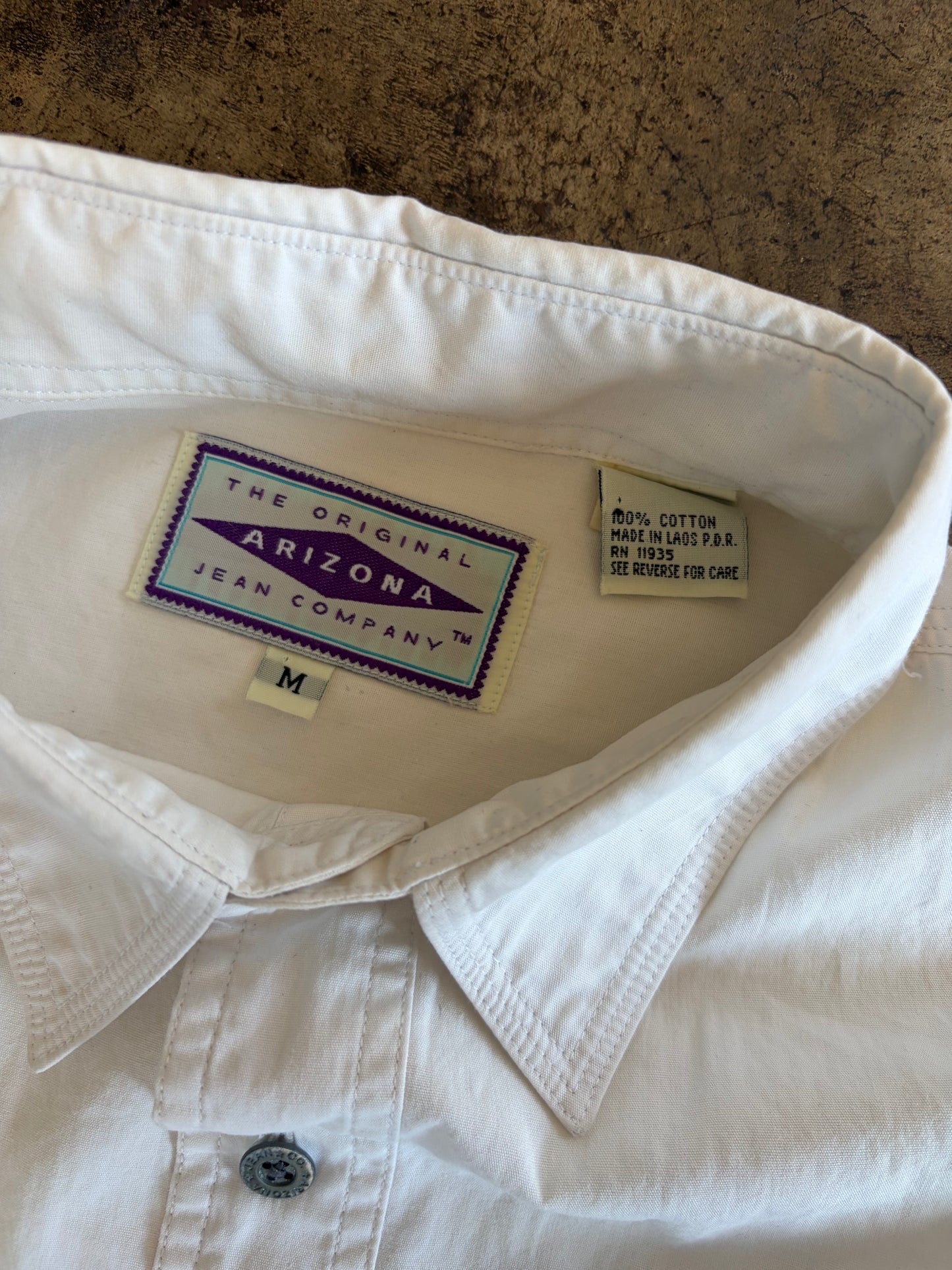 White Arizona Jean Co. Short Sleeve Button Up