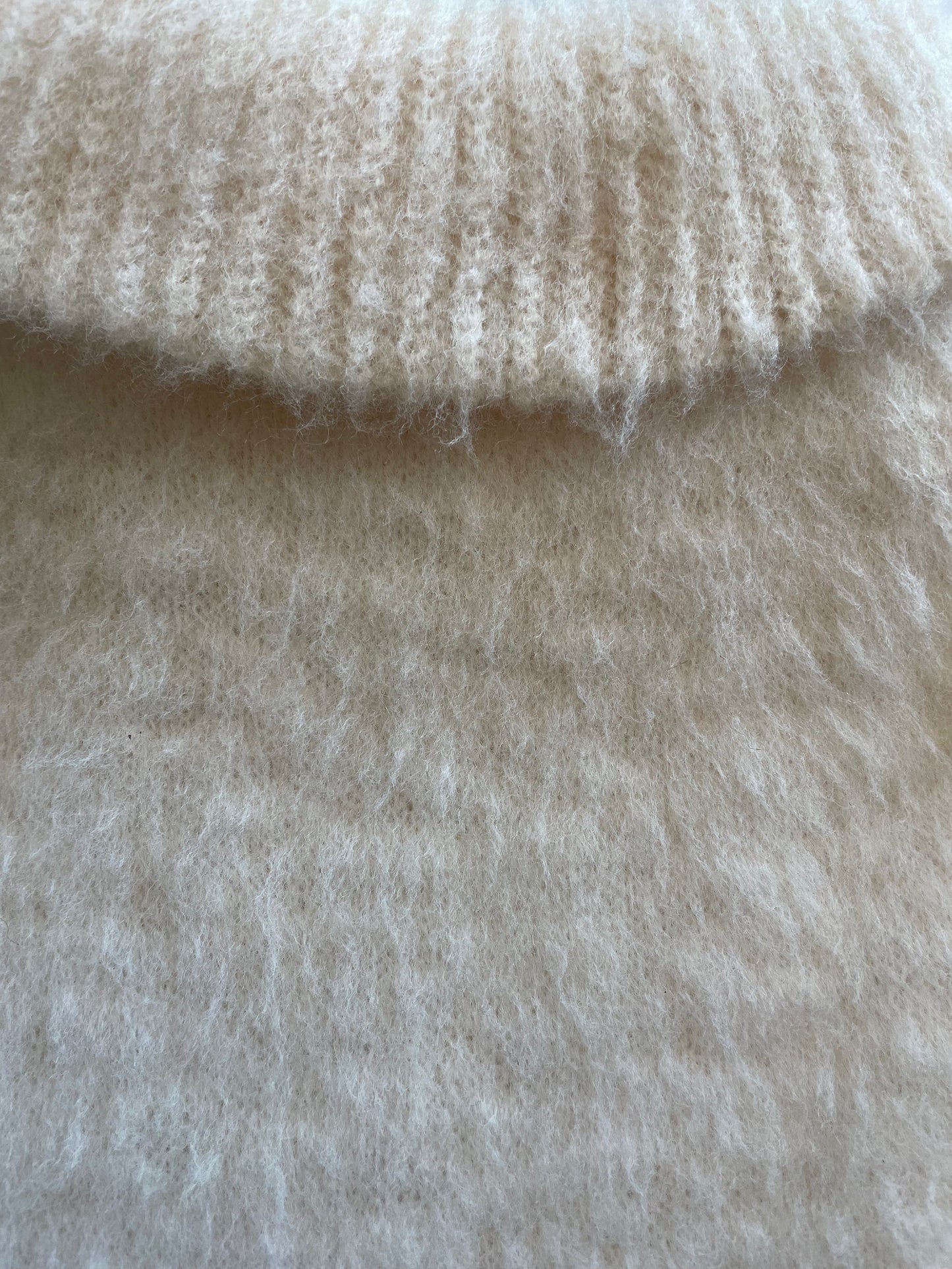 Cream Knit Turtleneck Collar