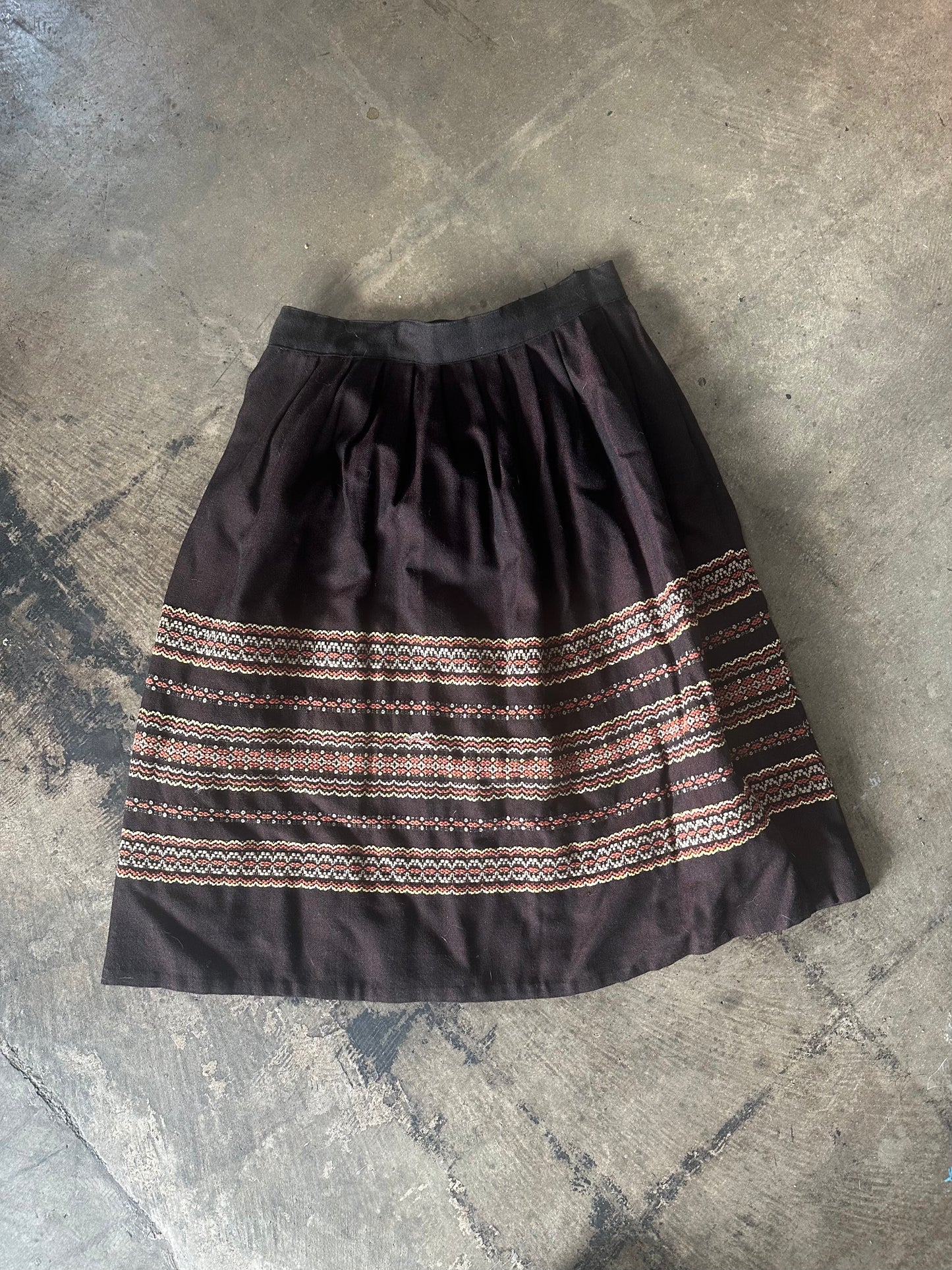Woven Brown Pleated Midi Skirt with Embroidery