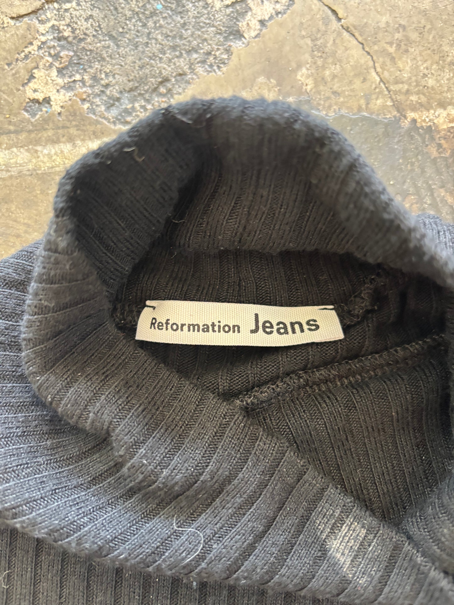 Black Ribbed Turtle Neck Crop