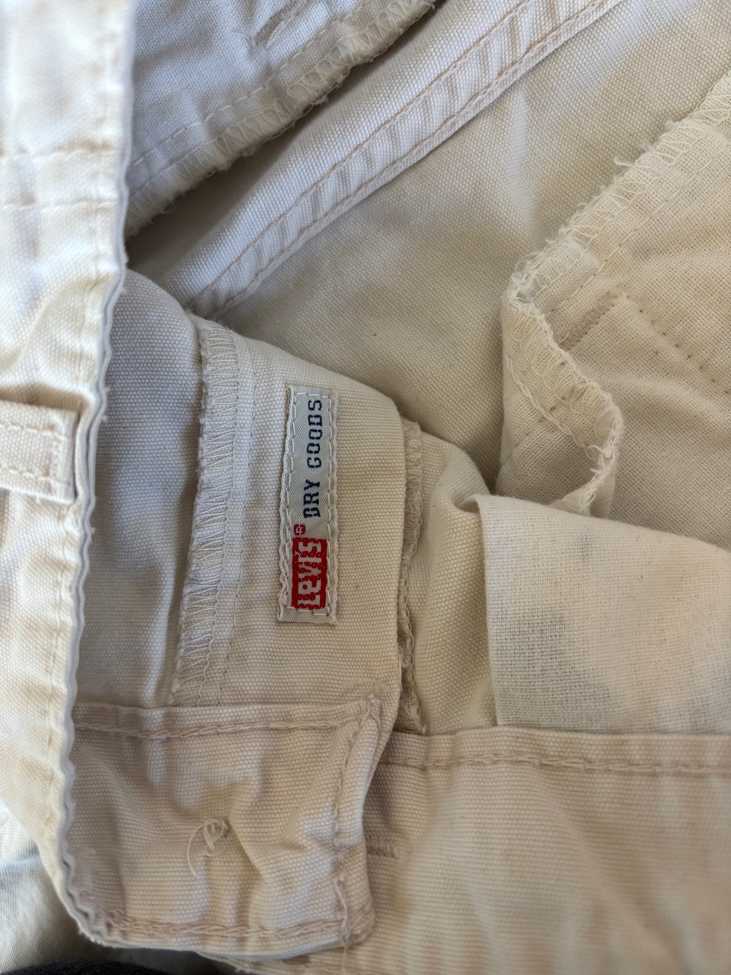 Levis Light Khaki Cargo Pants