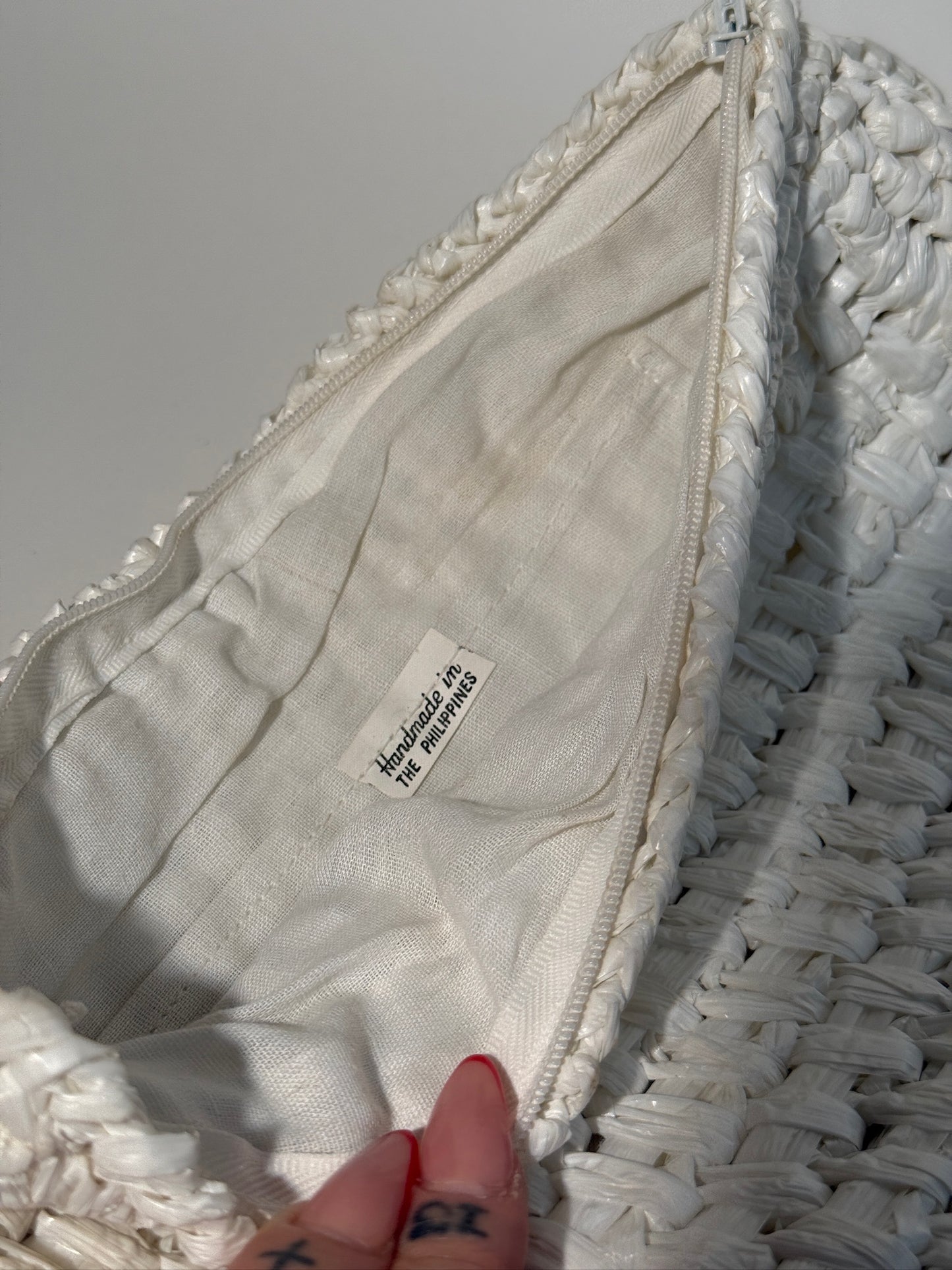 White Woven Straw Clutch