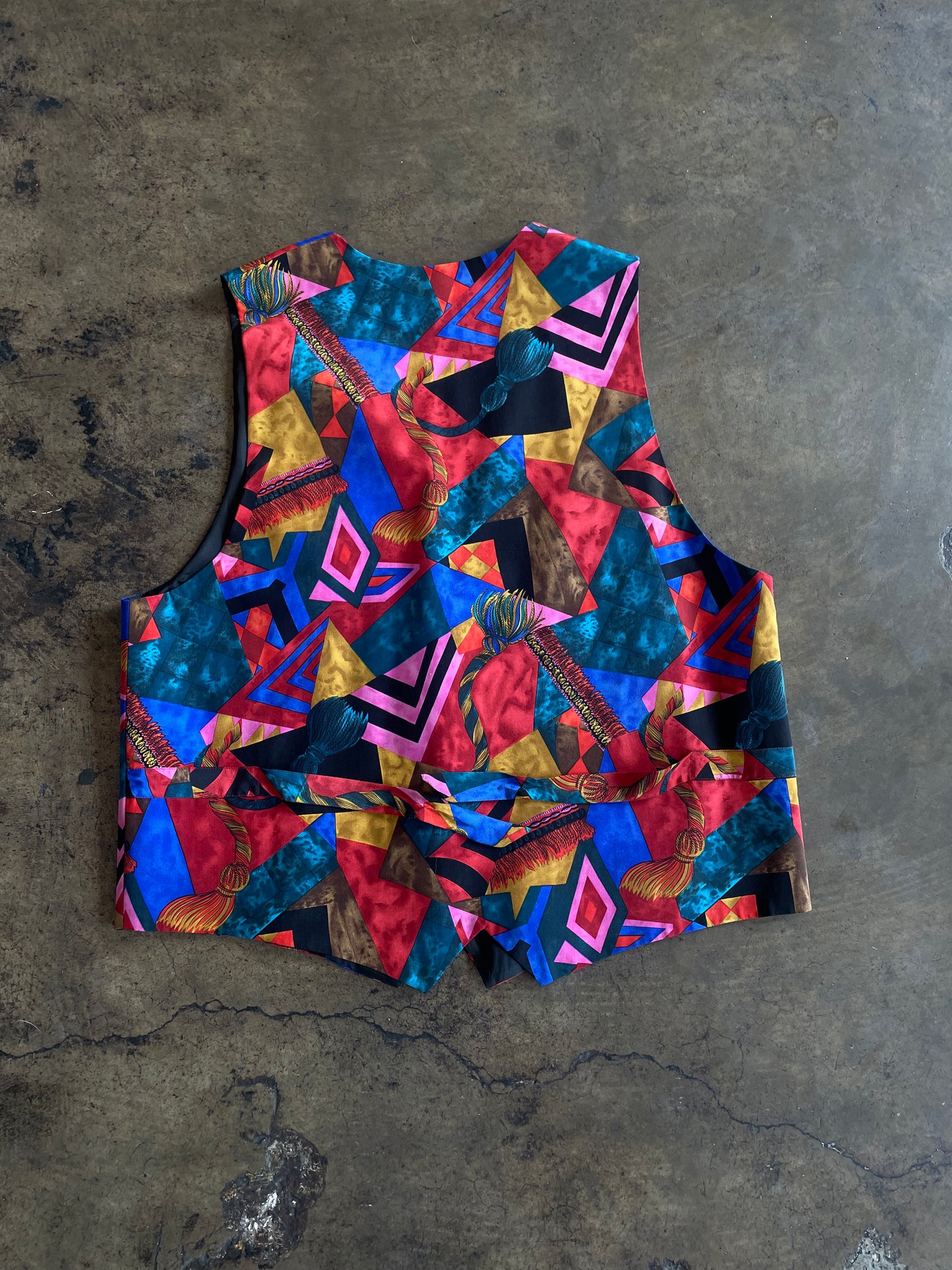 Neiman Marcus Abstract Printed Button Front Sweater Vest