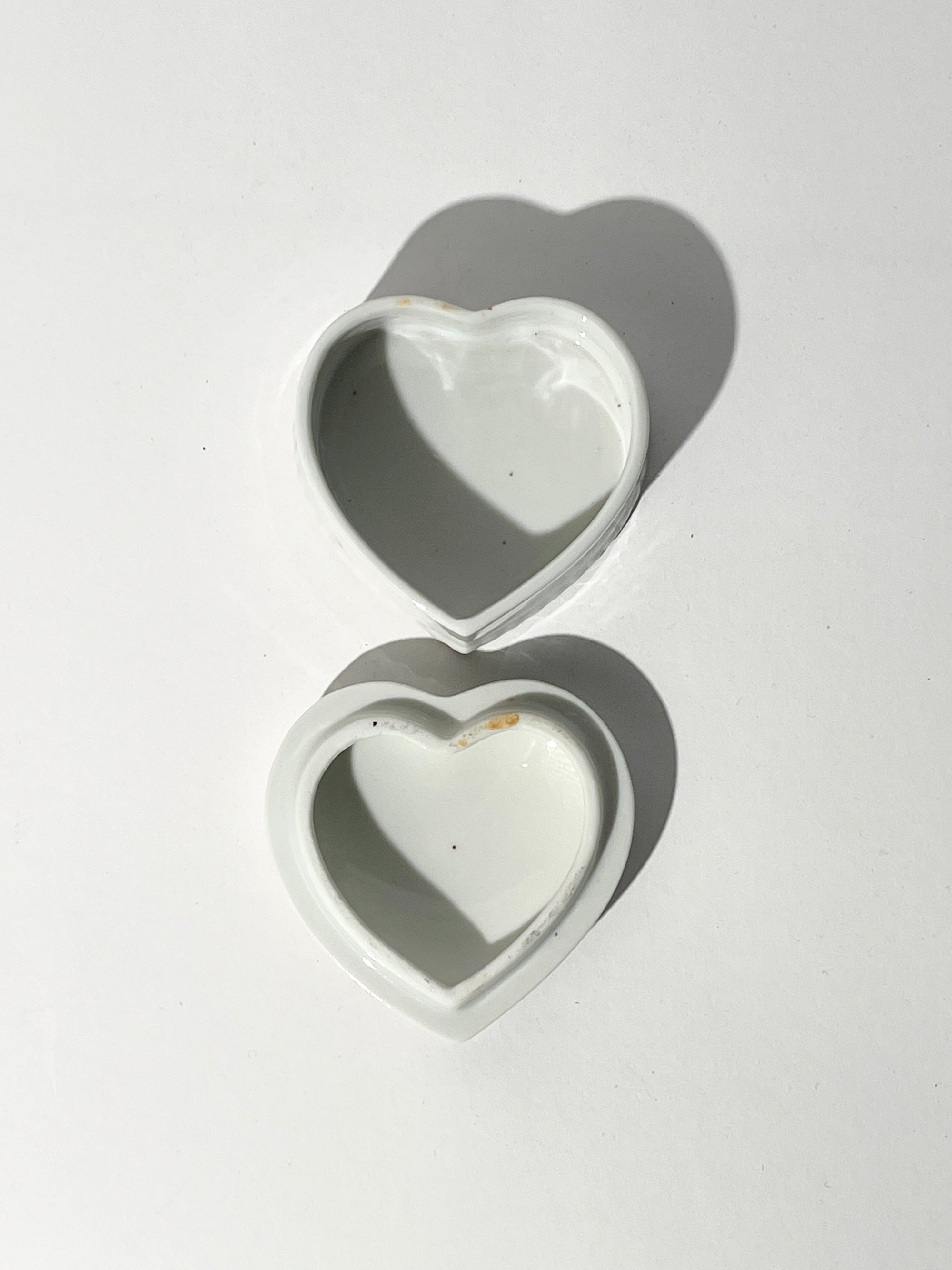 Heart Shaped Ceramic Orange Mum Trinket Case