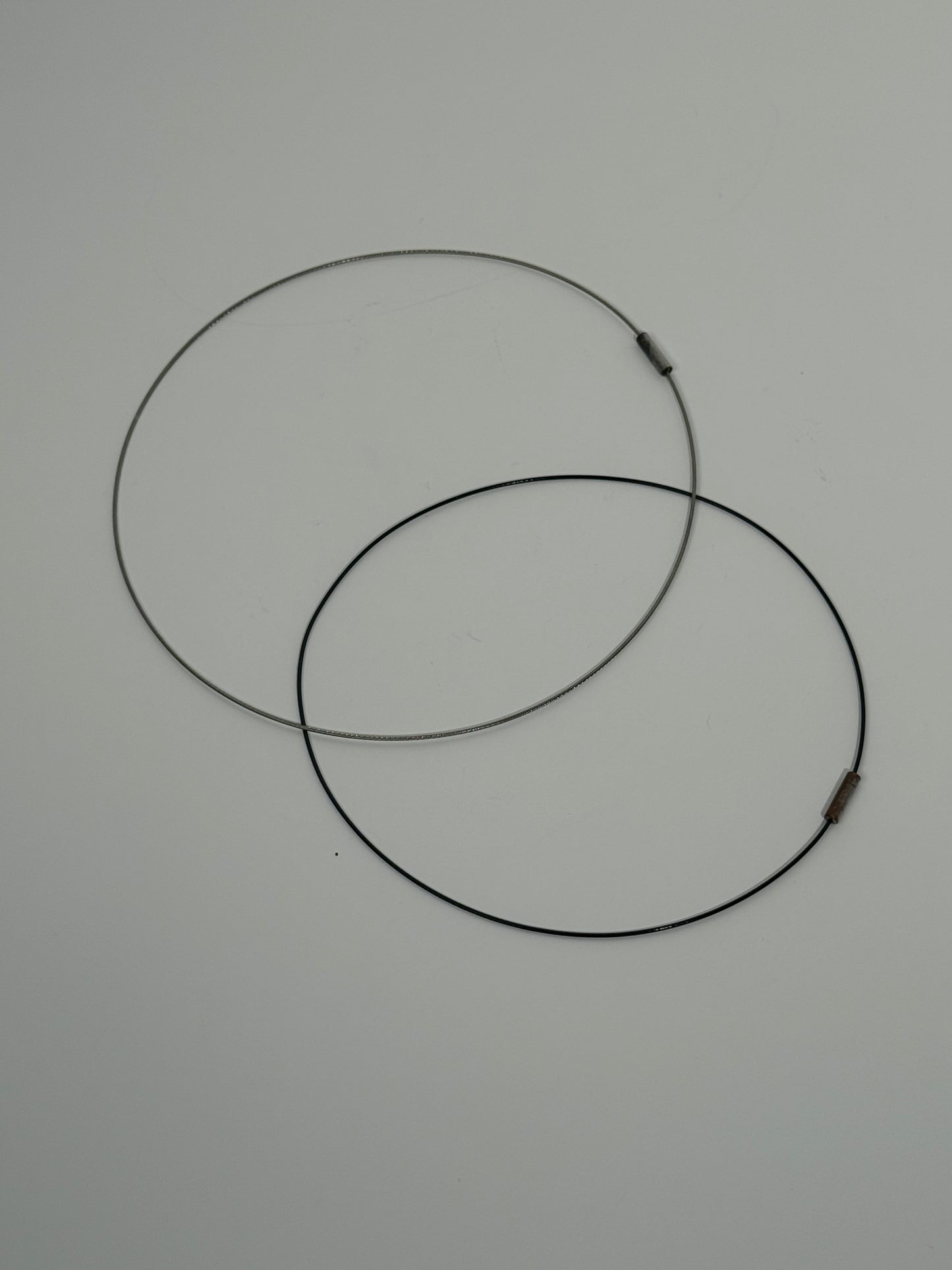 Magnetic Wire Necklace