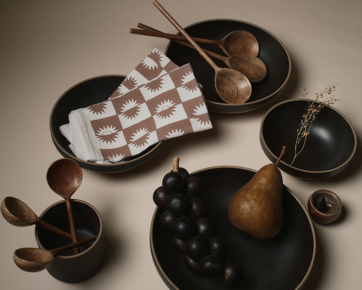 Hasami Porcelain Round Bowl - Large