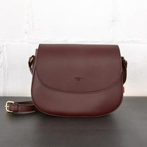 Florence Saddle Crossbody (Signet)