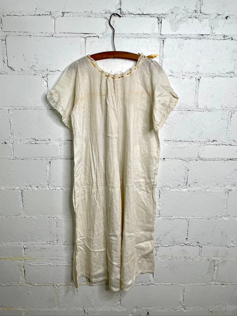 Vintage Nightgown w/ Lace Trim