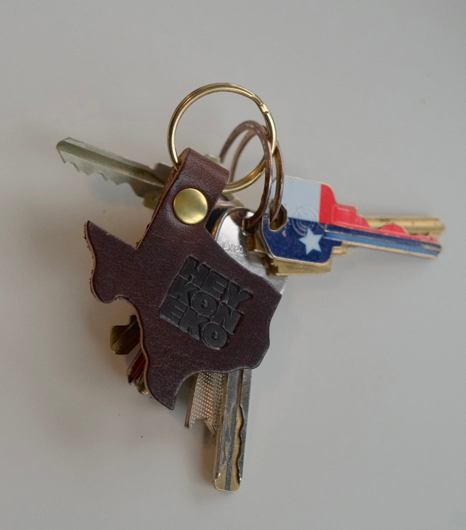 Hey Koneko Leather Key Ring