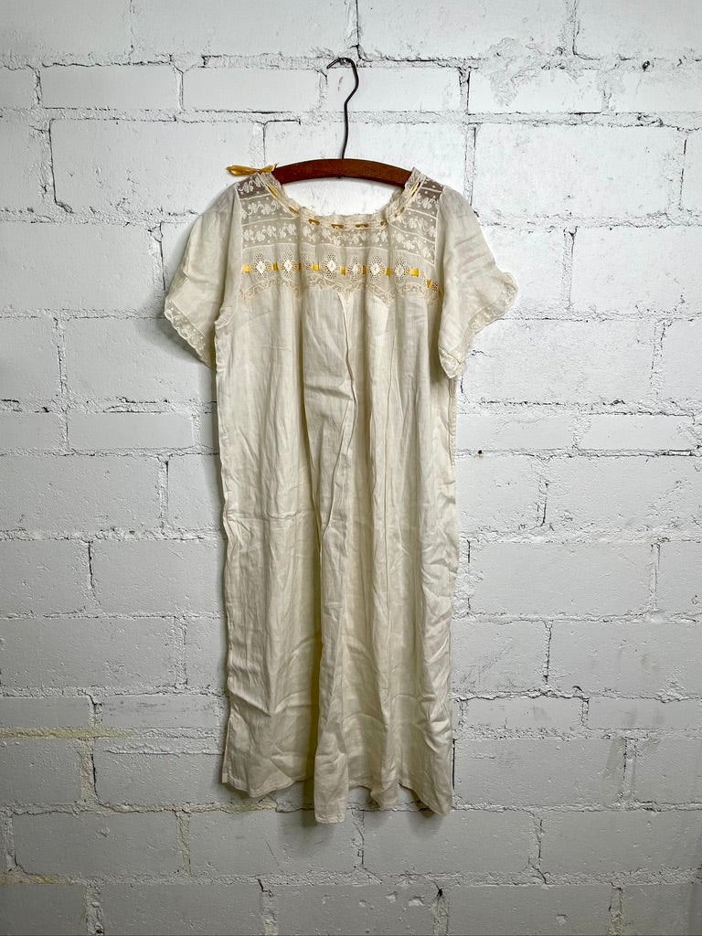 Vintage Nightgown w/ Lace Trim