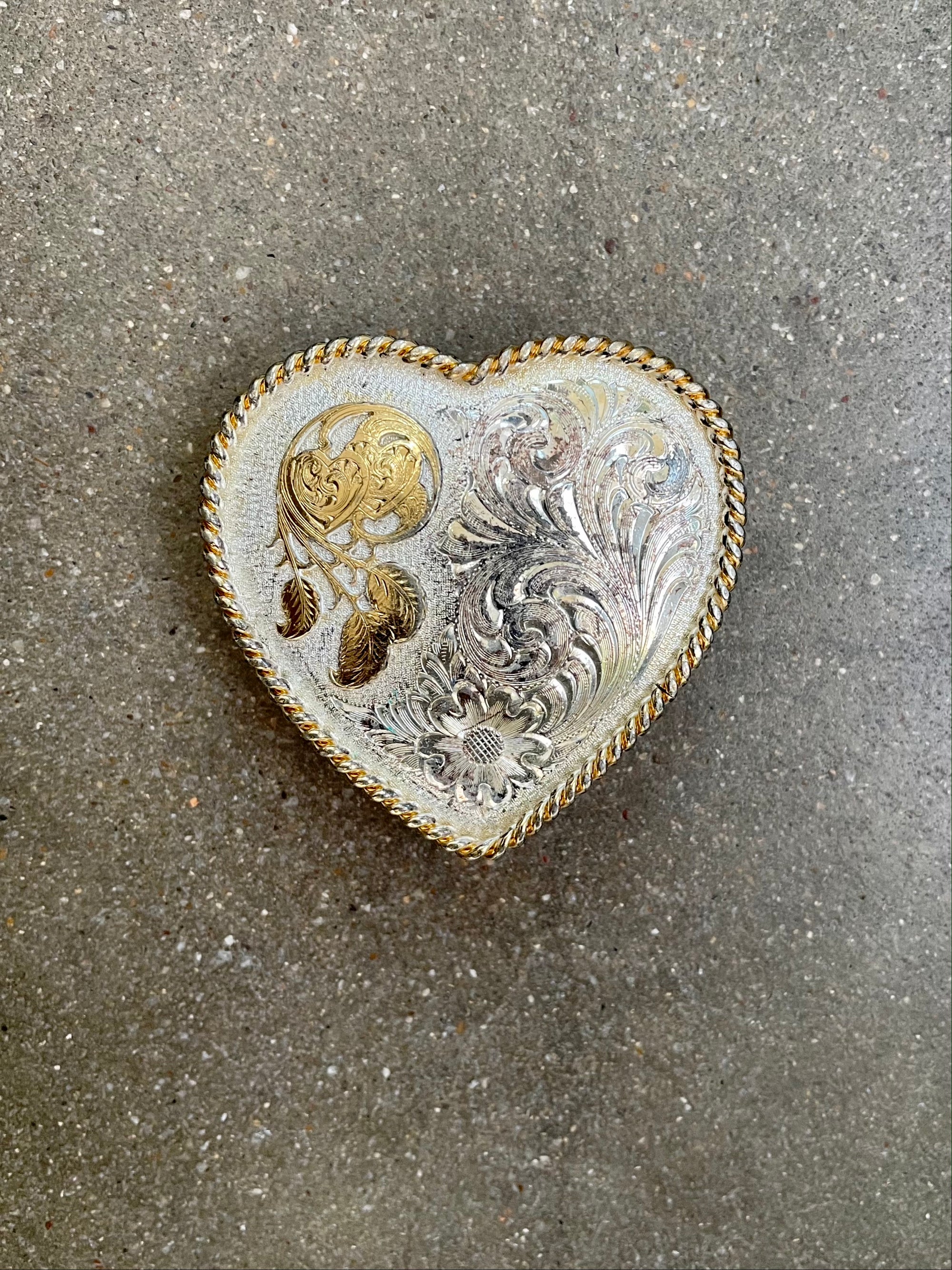 Vintage Heart-Shaped Belt Buckle